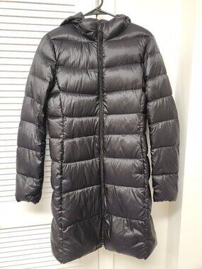 Uniqlo Ultra Lite Down Coat Womens Medium Black